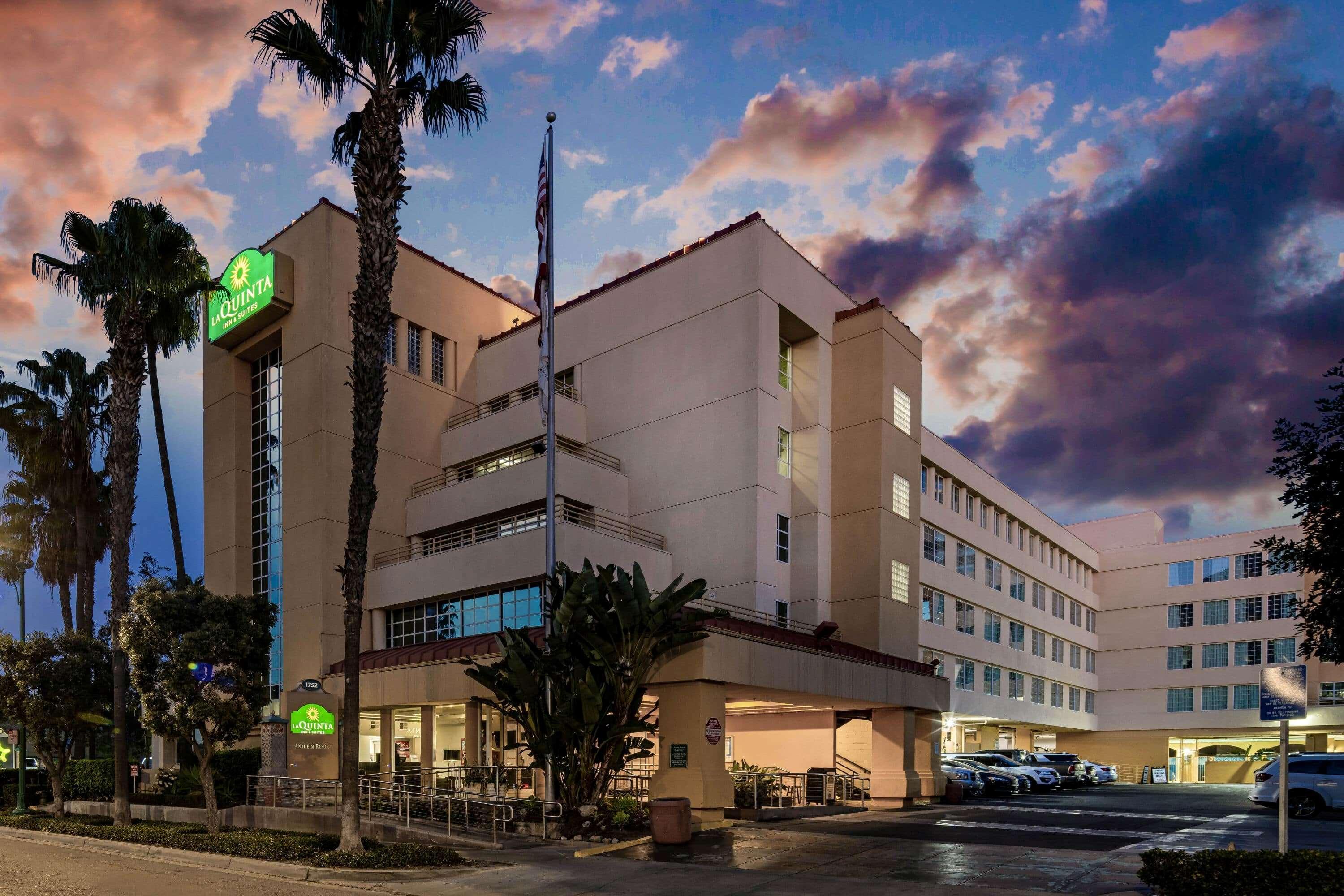 Hotel La Quinta By Wyndham Anaheim Exterior foto